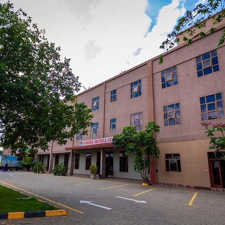 Panone Hotels - King'ori Kilimanjaro Airport Moshi Bagian luar foto