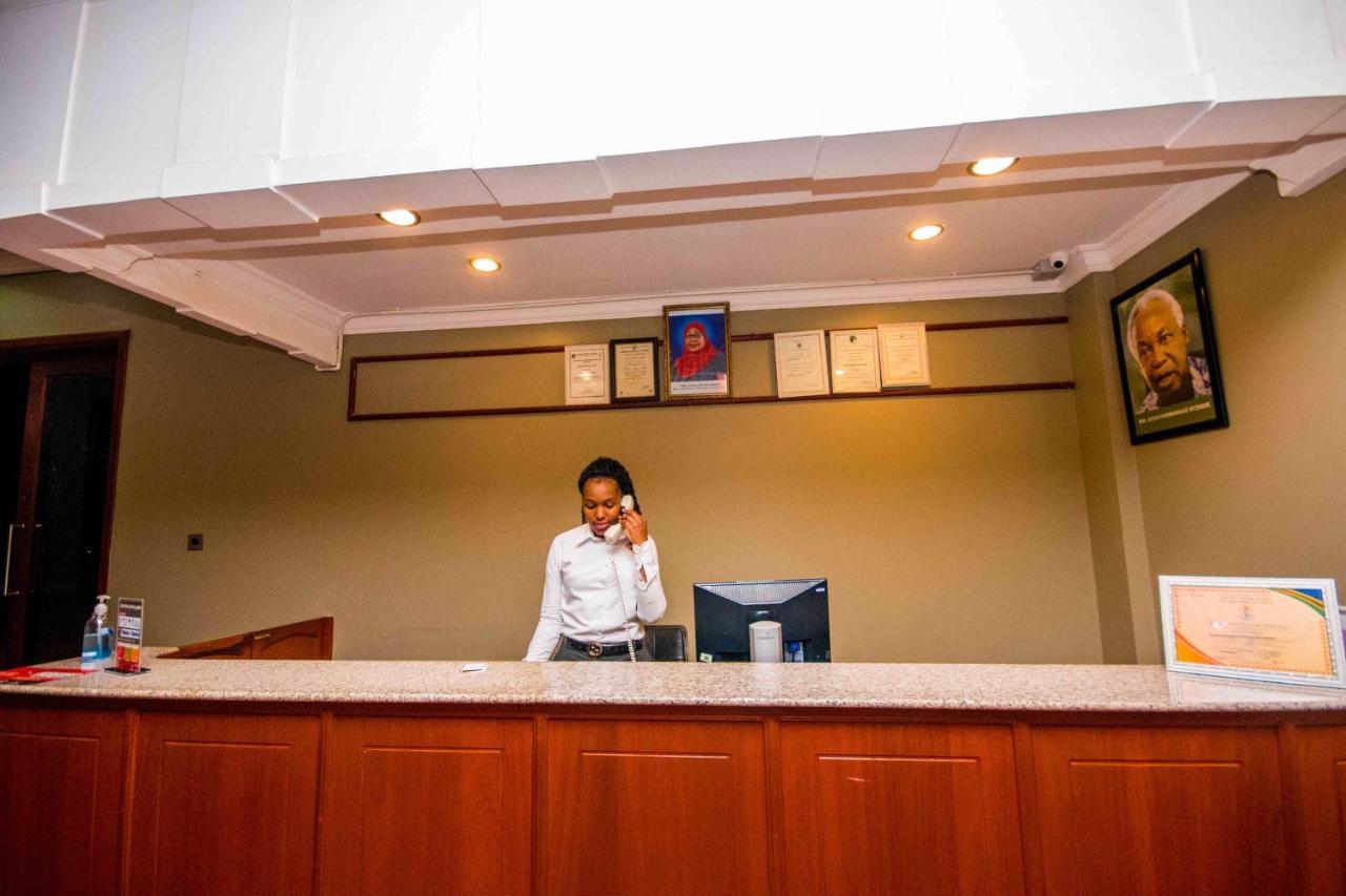 Panone Hotels - King'ori Kilimanjaro Airport Moshi Bagian luar foto
